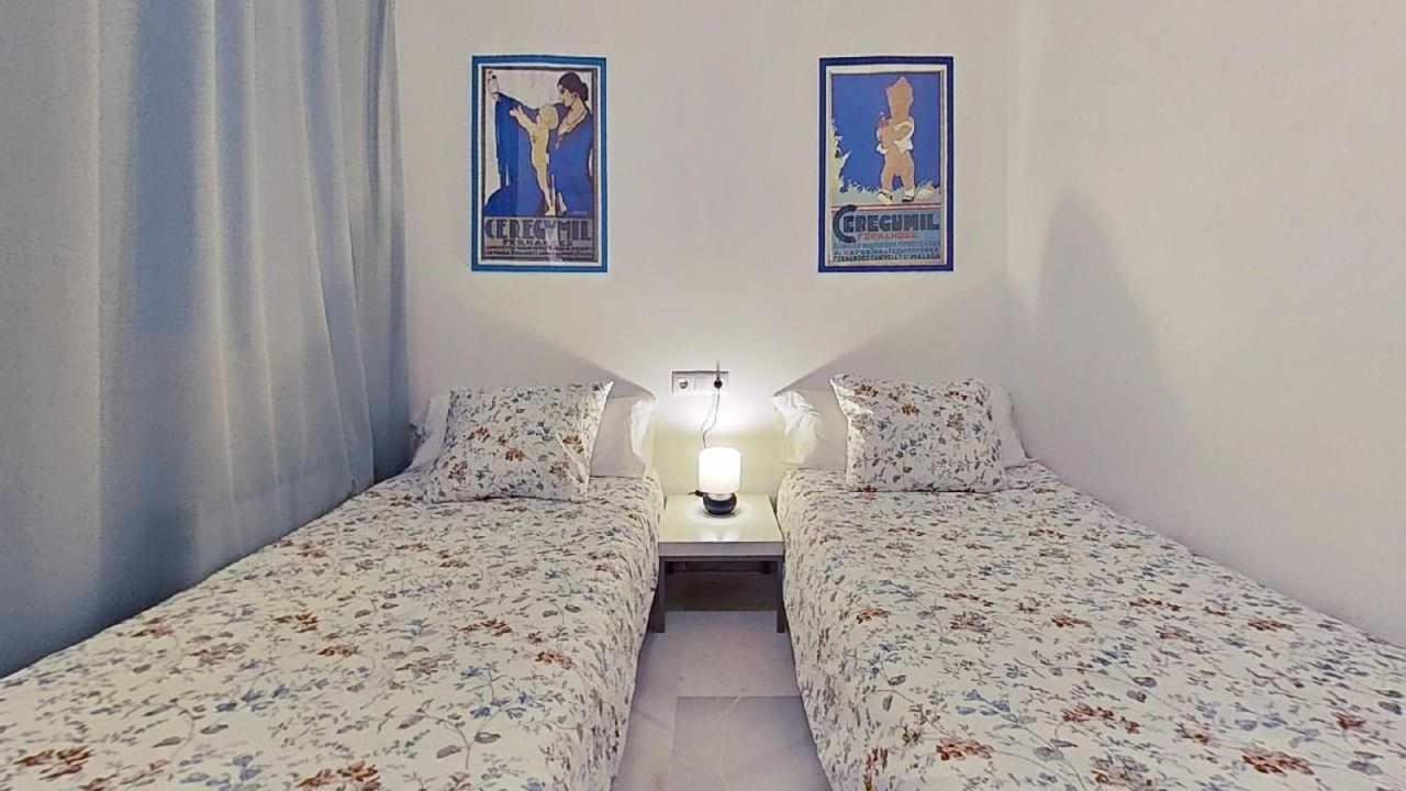Apartamento Centrico Con Garaje Y Cercano A La Pl 萨阿拉德洛斯阿图内斯 外观 照片