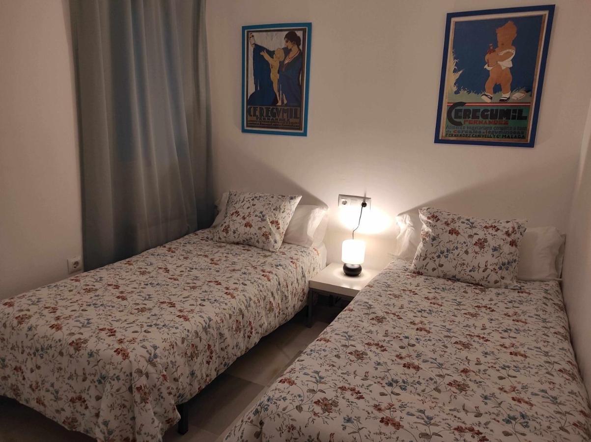 Apartamento Centrico Con Garaje Y Cercano A La Pl 萨阿拉德洛斯阿图内斯 外观 照片